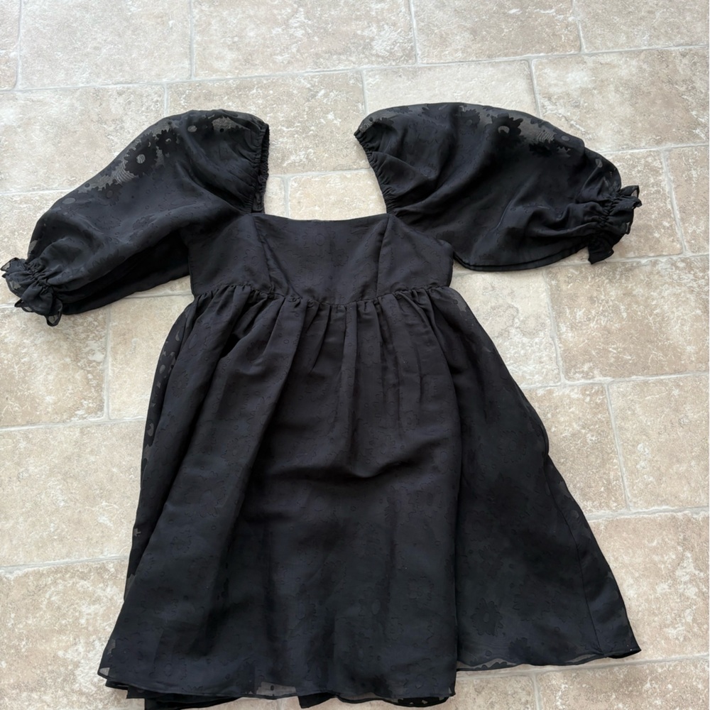 Elegant Black Mini Dress